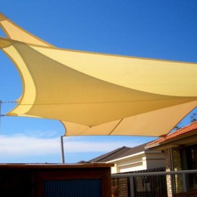 Bạt che nắng mưa